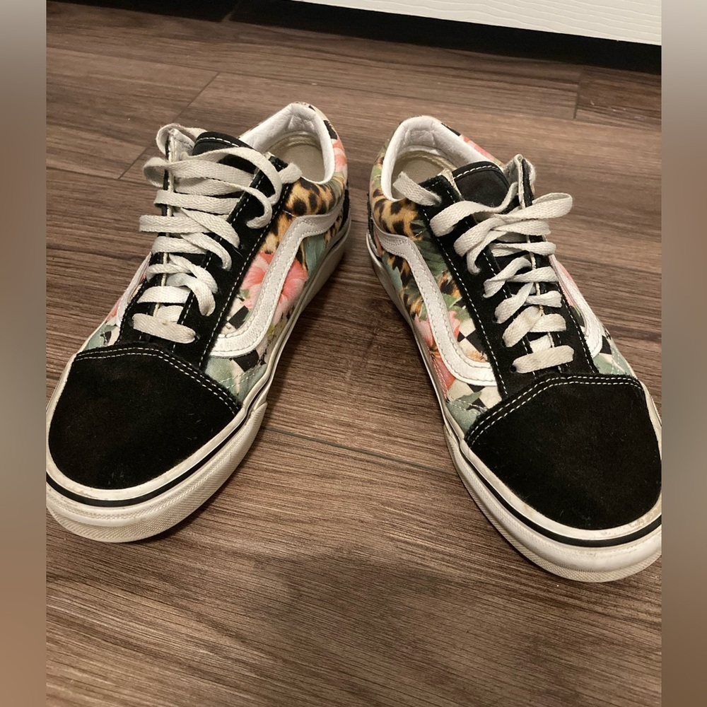 Vans Black and Pink Floral Sneakers Classic Style women’s size 8 men’s size 6.5 - Picture 7 of 7